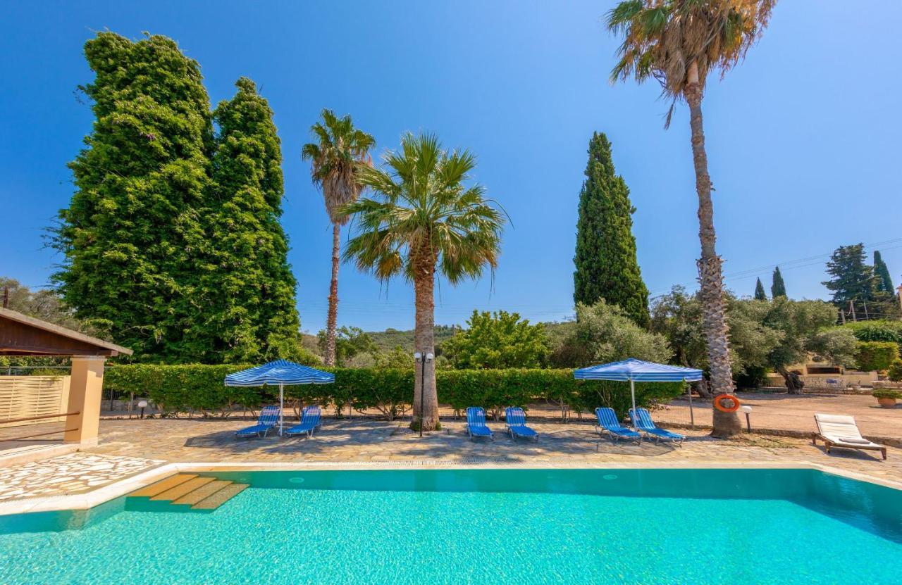 Villa Lianolia Peritheia Экстерьер фото