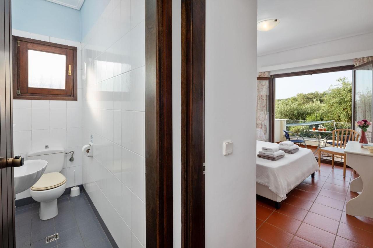 Villa Lianolia Peritheia Экстерьер фото