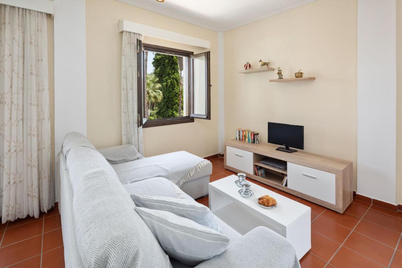 Villa Lianolia Peritheia Экстерьер фото